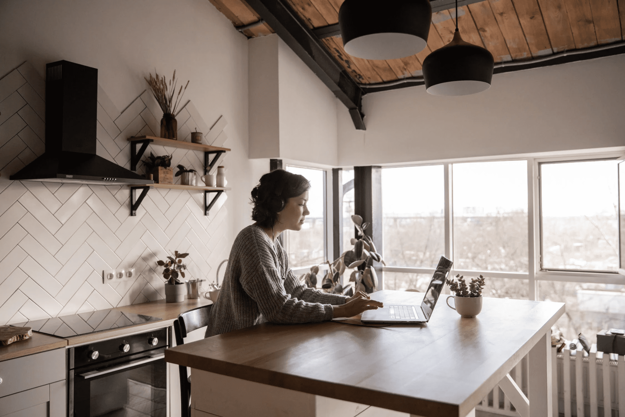 Here’s How You Can Get a Freelance Writing Business Off the Ground